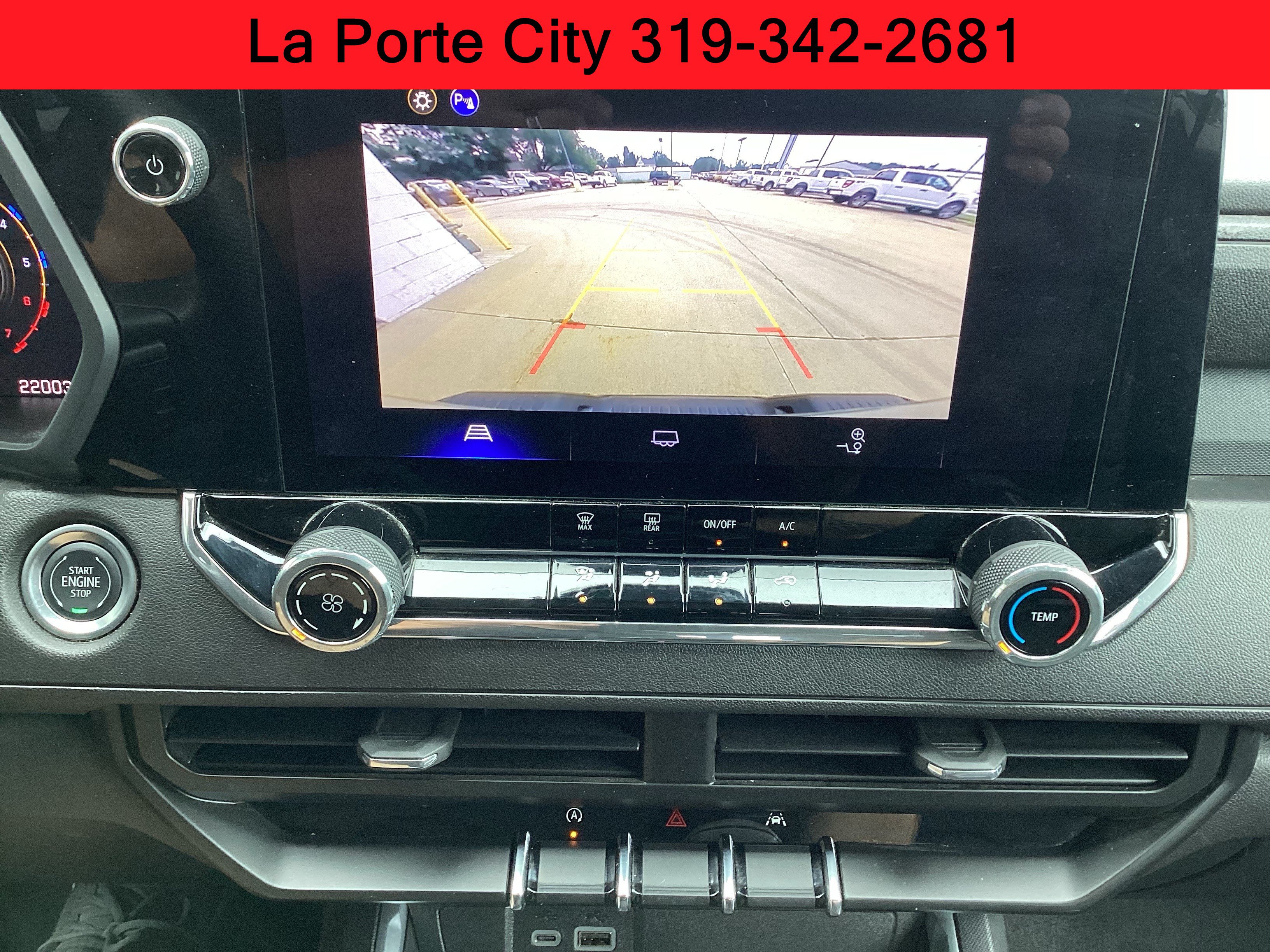 Used 2025 Chevrolet Colorado W/T w/ Advanced Trailering Package AWD/4WD image 17