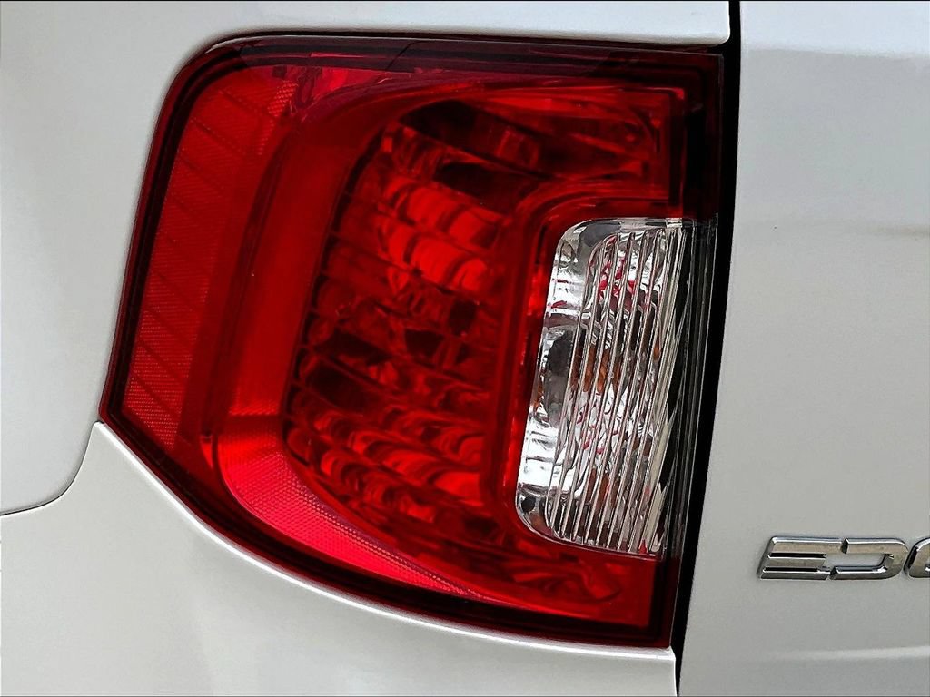 Used 2014 Ford Edge Limited AWD/4WD image 25