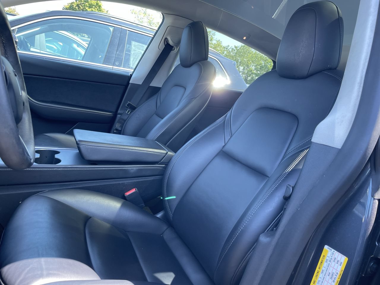 Used 2021 Tesla Model Y Long Range AWD/4WD image 3