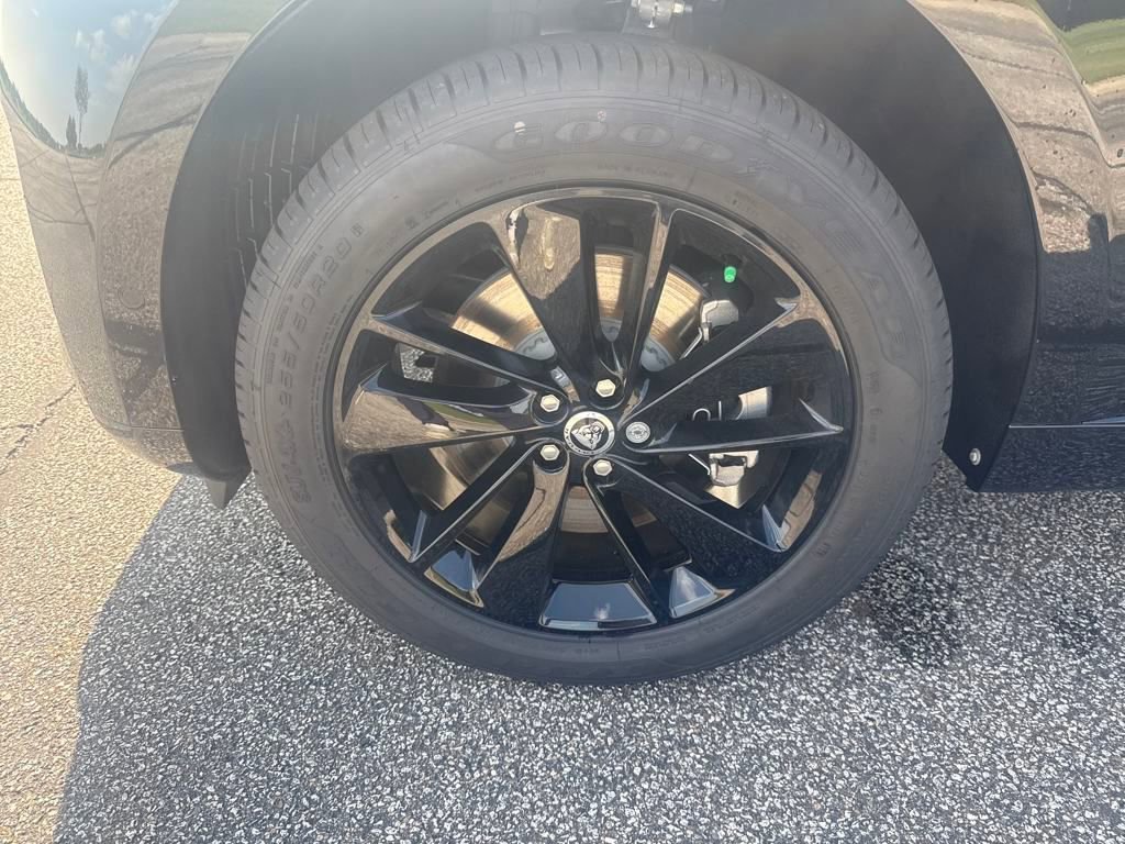 New 2026 Jaguar F-PACE R-Dynamic S image 14