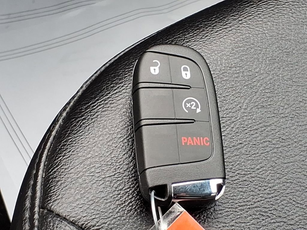 Used 2019 Jeep Compass Latitude w/ Cold Weather Group image 22