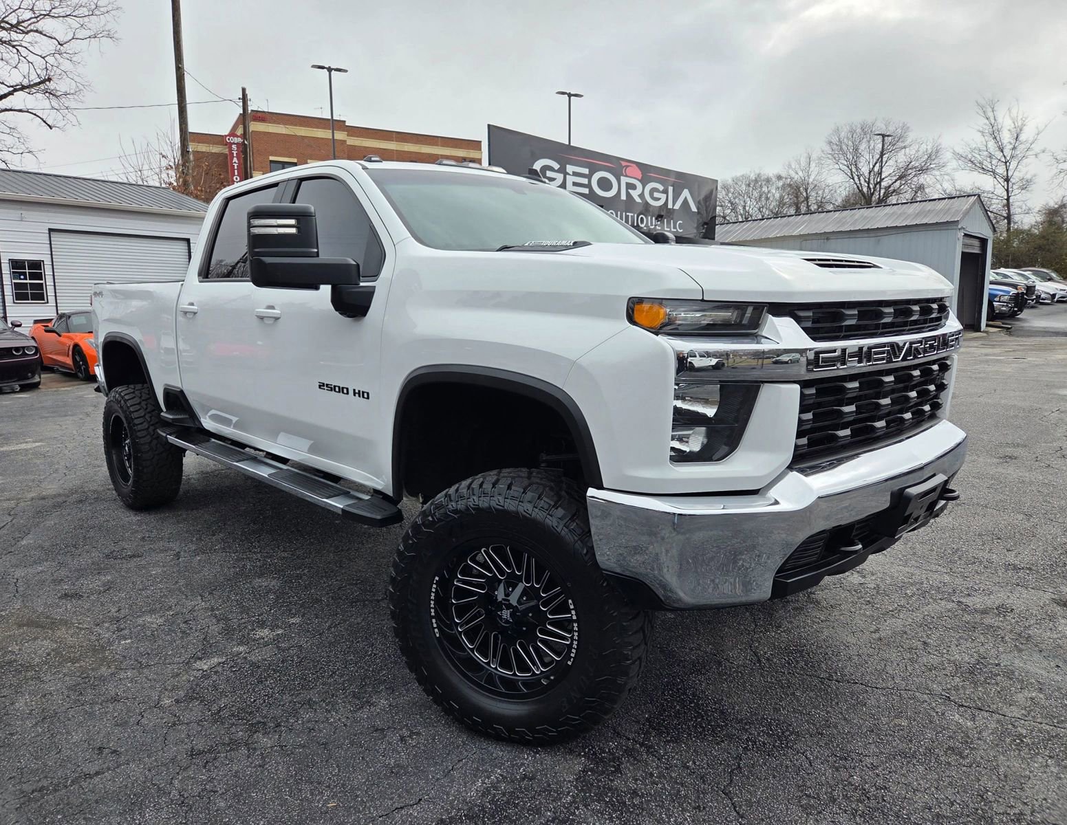 Used 2021 Chevrolet Silverado 2500 LT image 2