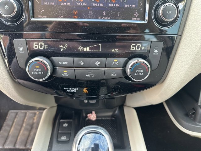 Used 2022 Nissan Rogue Sport SL image 27