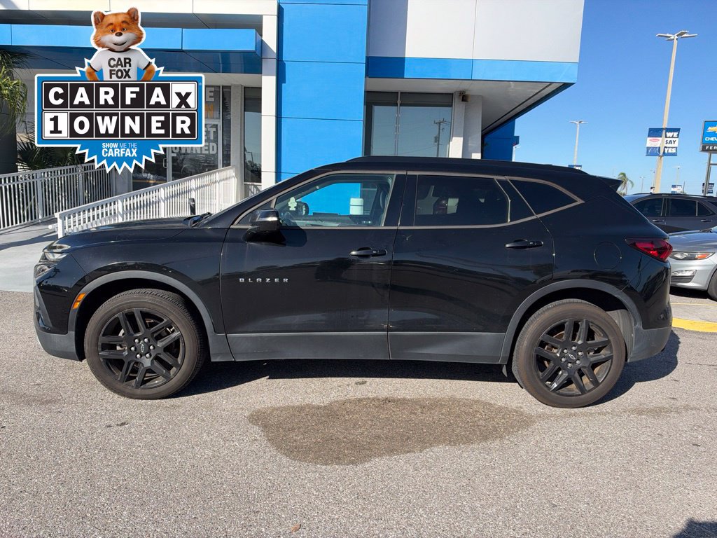 Used 2020 Chevrolet Blazer LT w/ Sound & Technology Package FWD image 2