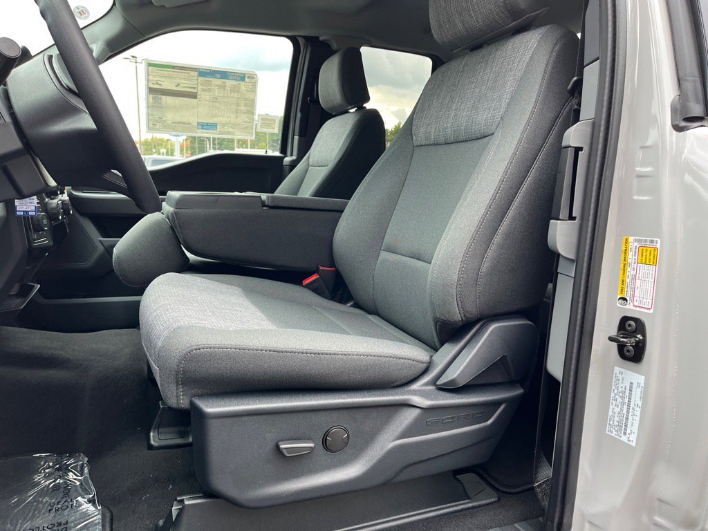 New 2026 Ford F350 XLT w/ FX4 Off-Road Package image 13
