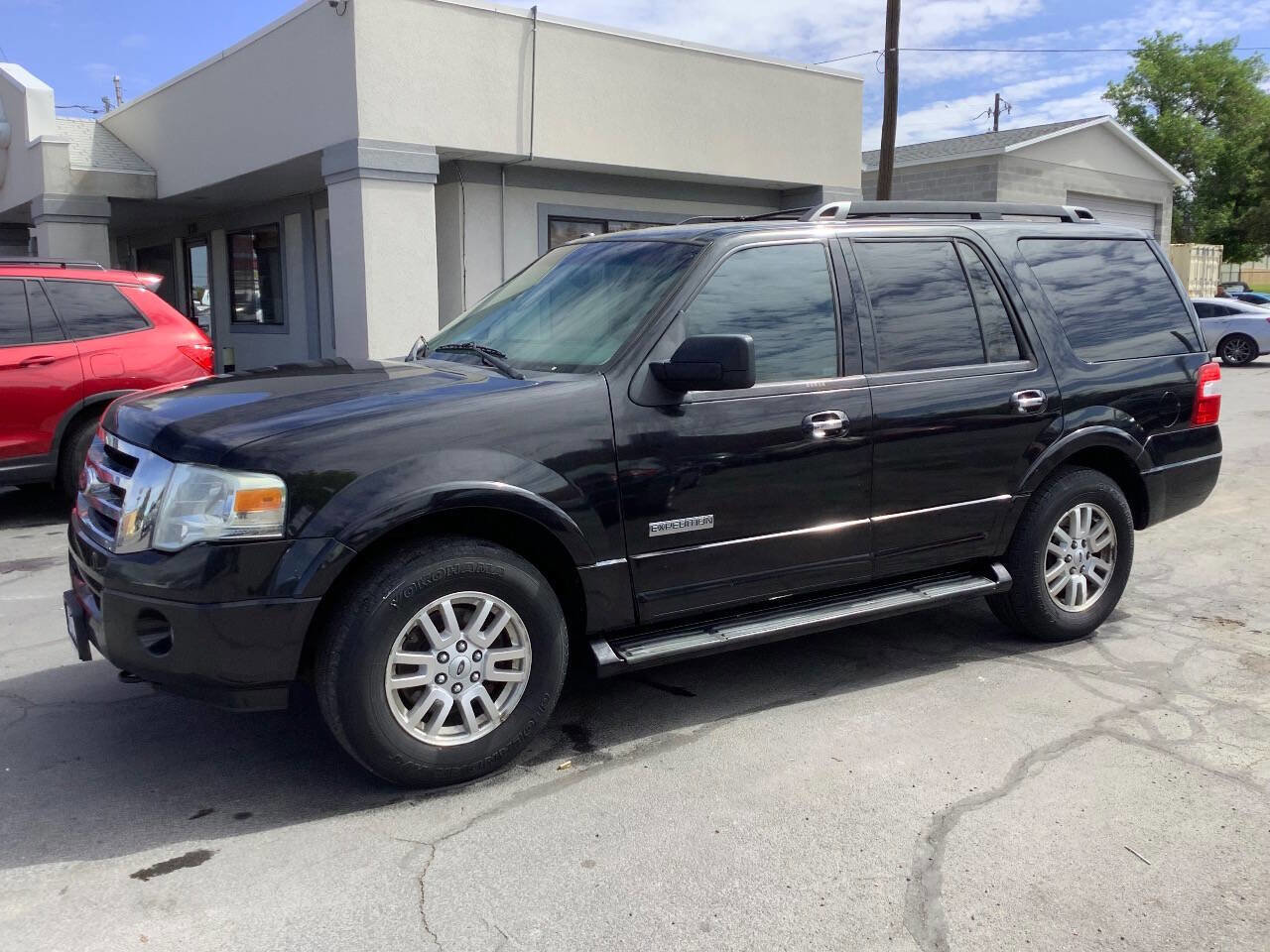 Used 2013 Ford Expedition XLT w/ HD Trailer Tow Pkg AWD/4WD image 5