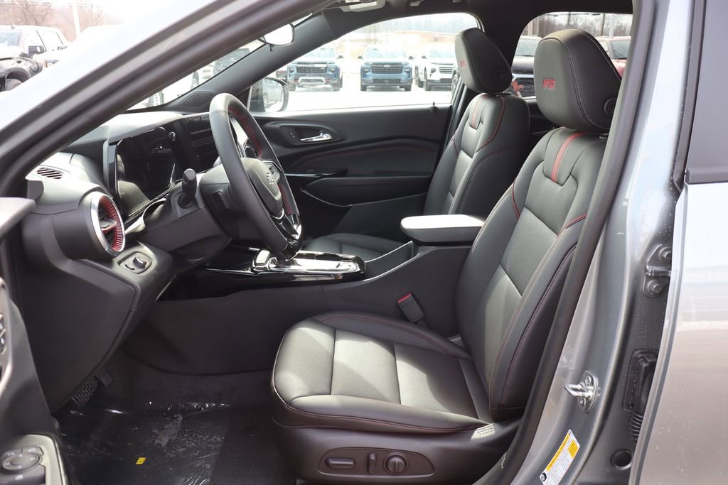New 2026 Chevrolet Trax RS w/ Sunroof Package image 8