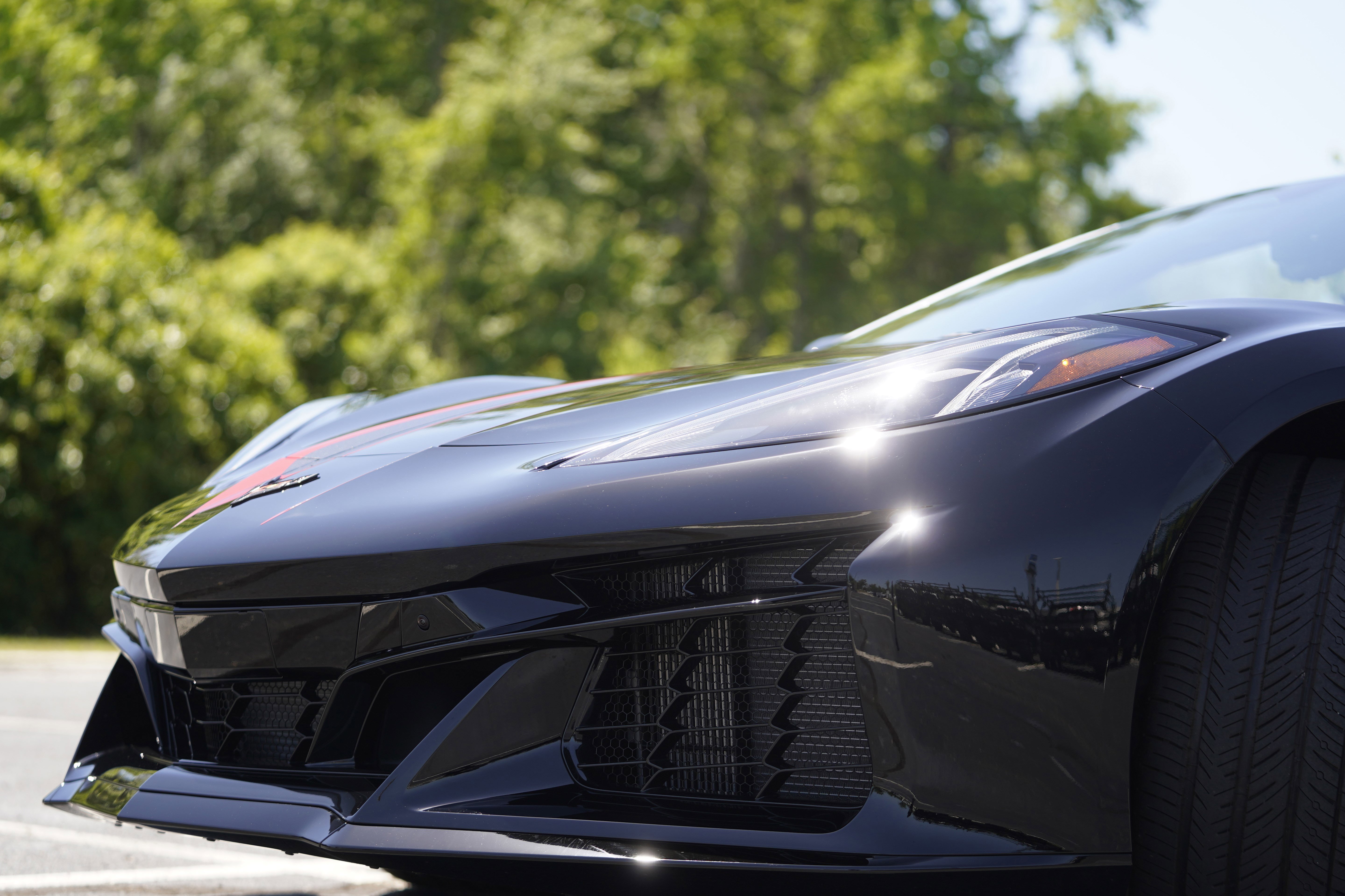 New 2026 Chevrolet Corvette E-Ray AWD/4WD image 32