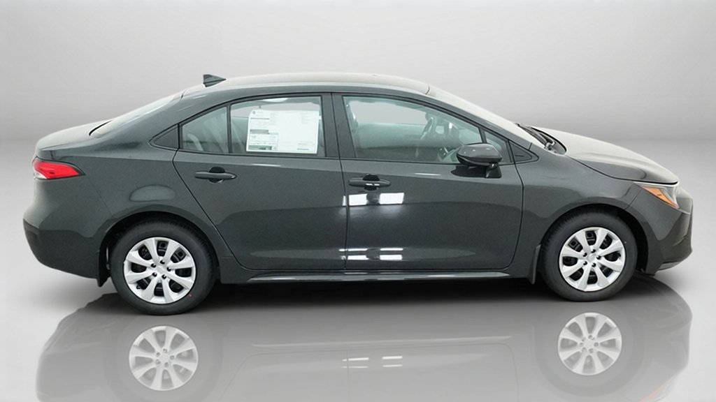 New 2027 Toyota Corolla LE FWD image 25
