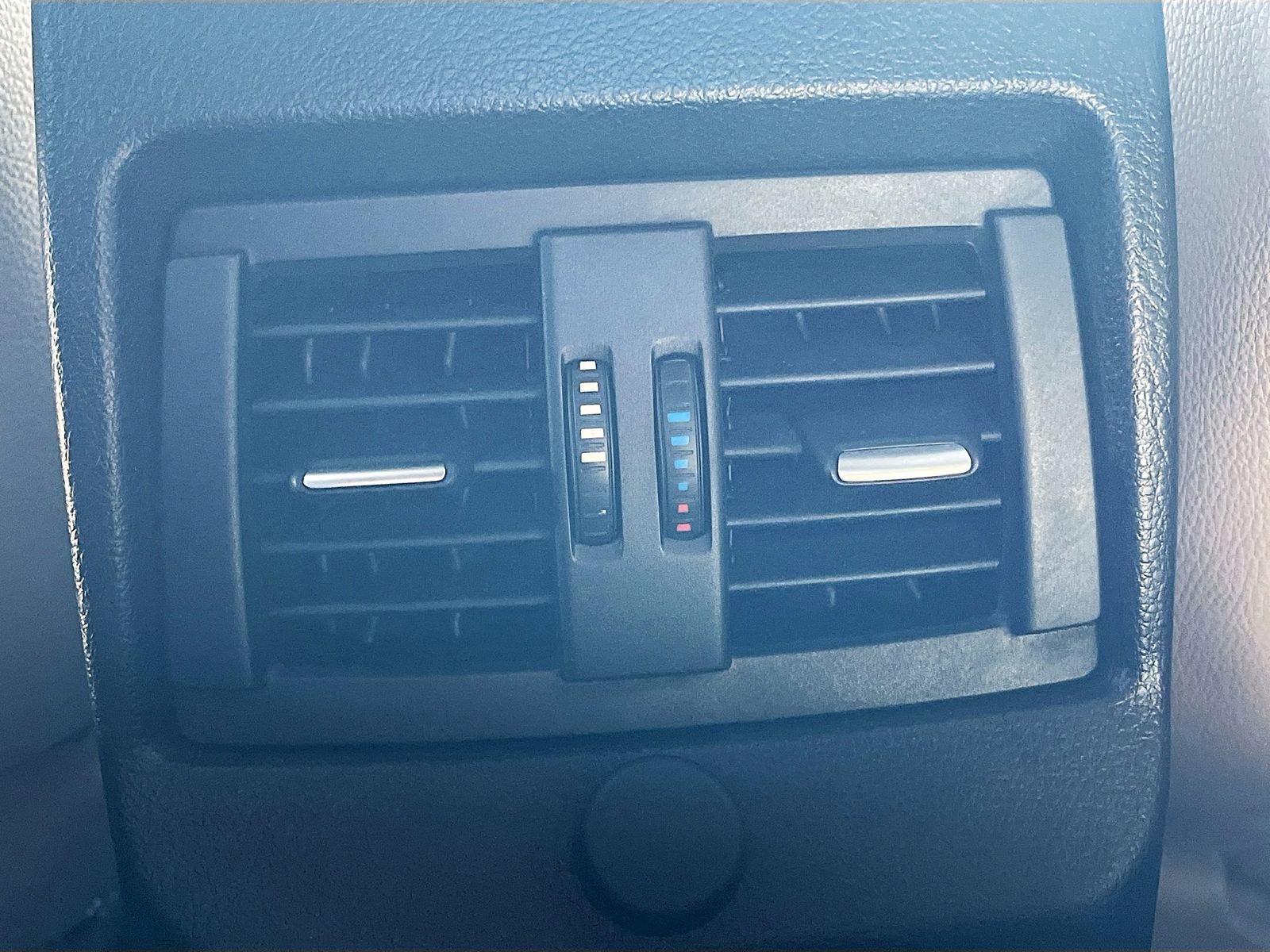 Used 2015 BMW M235i Convertible image 25