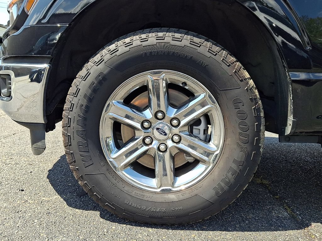 Used 2025 Ford F150 XLT w/ Equipment Group 301A Standard AWD/4WD image 10