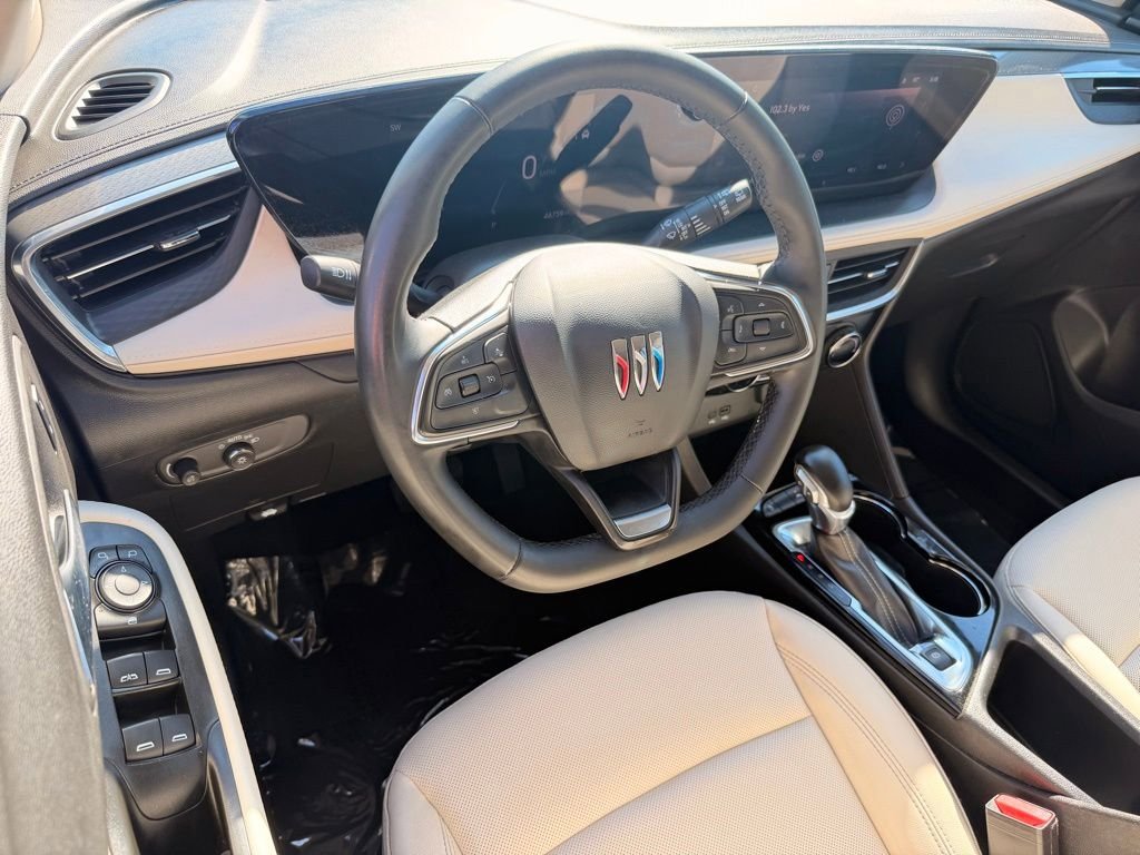 Used 2024 Buick Encore GX Sport Touring FWD image 22