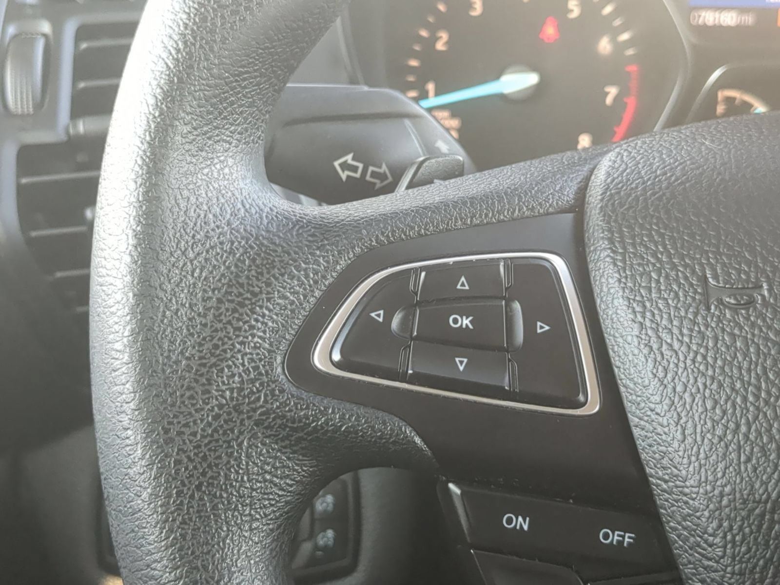 Used 2017 Ford Escape SE w/ Equipment Group 201A AWD/4WD image 17