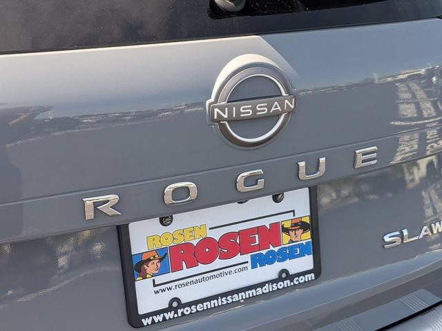 Used 2023 Nissan Rogue SL AWD/4WD image 10