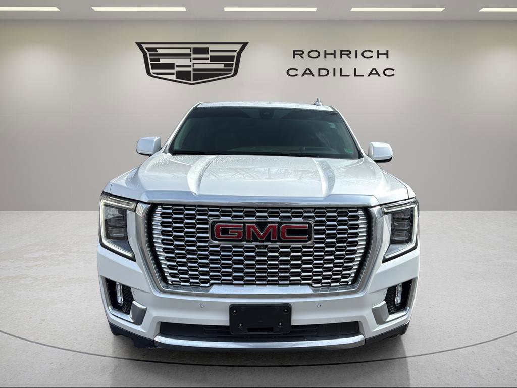 Used 2021 GMC Yukon Denali w/ Advanced Technology Package image 2