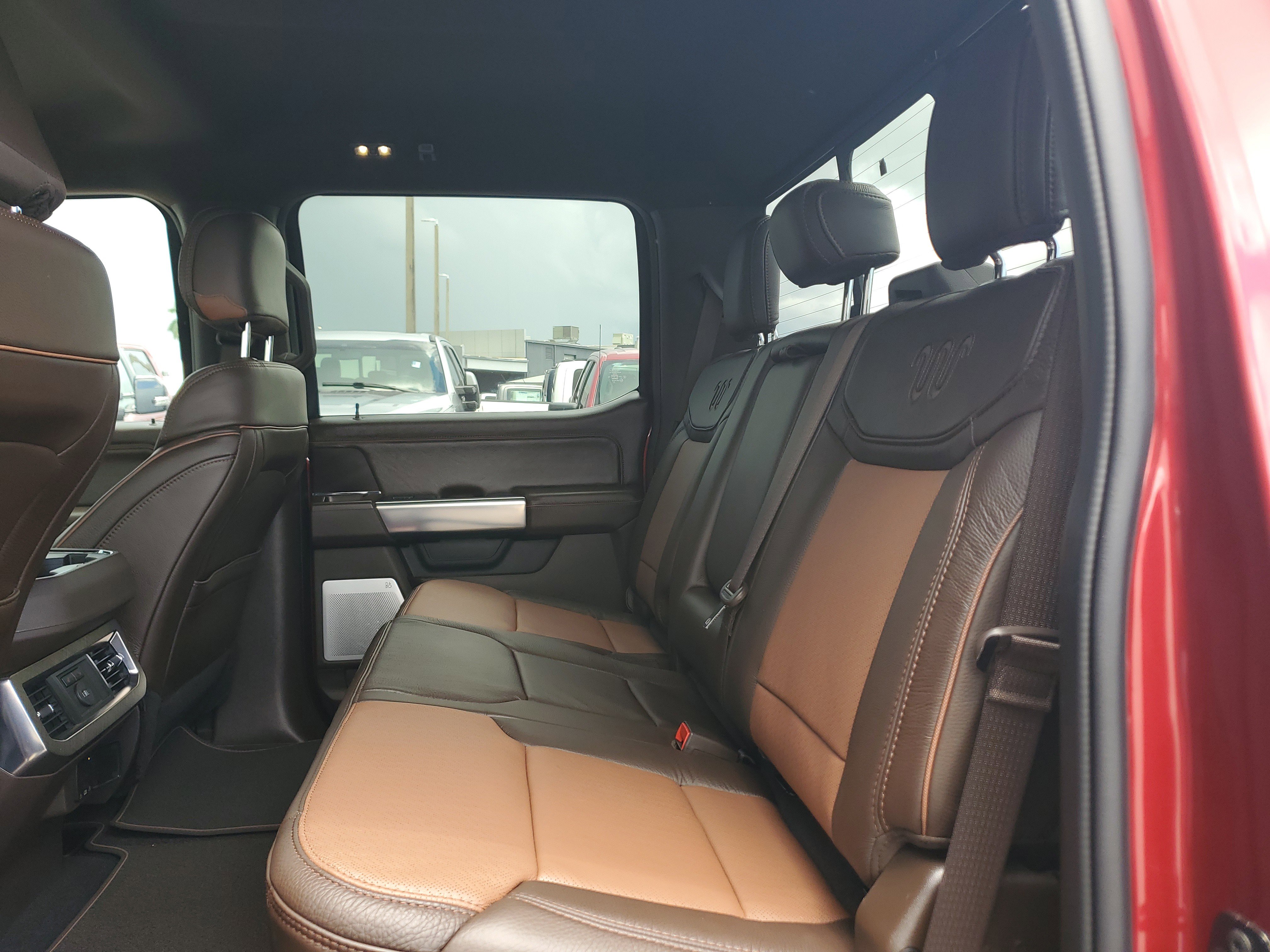 Used 2025 Ford F350 King Ranch image 14