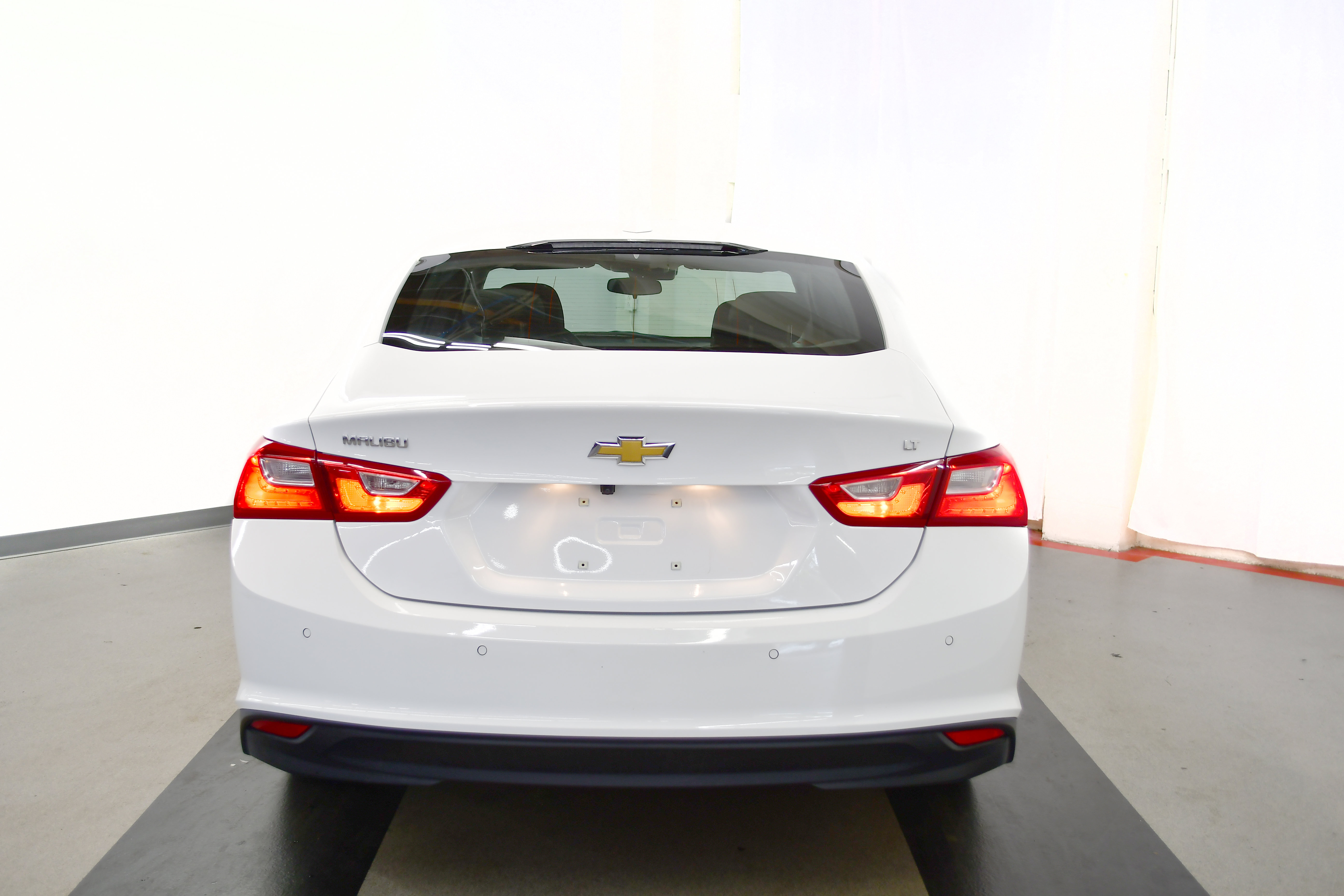 Used 2024 Chevrolet Malibu LT image 12