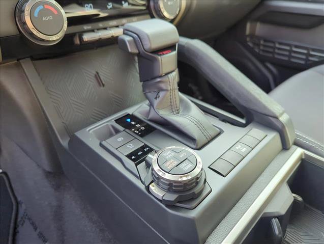 Certified 2025 Toyota Tacoma TRD Off-Road image 14