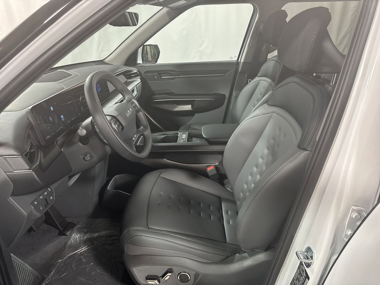 New 2026 Kia EV9 Wind image 13
