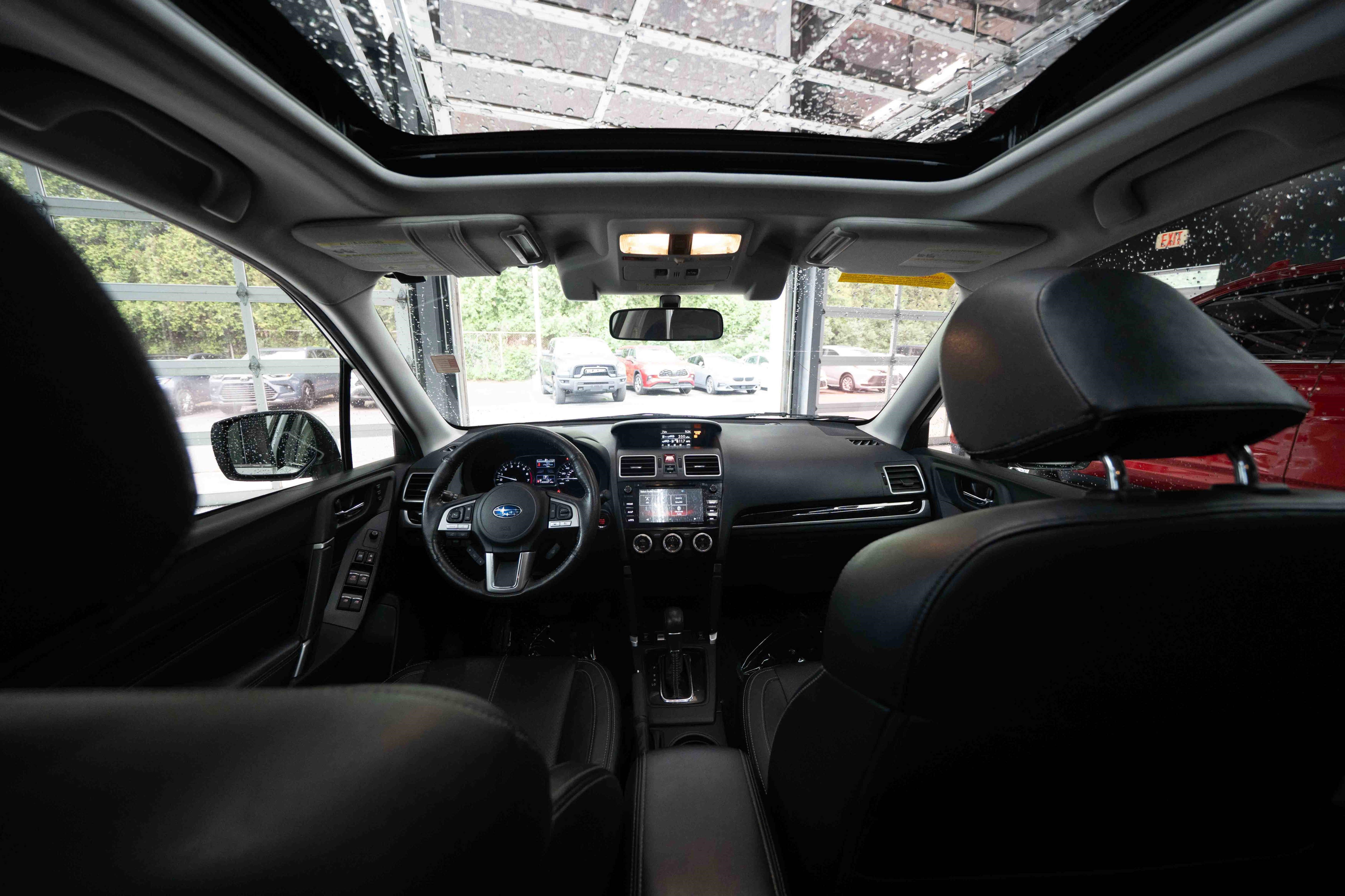 Used 2018 Subaru Forester 2.5i Touring AWD/4WD image 19