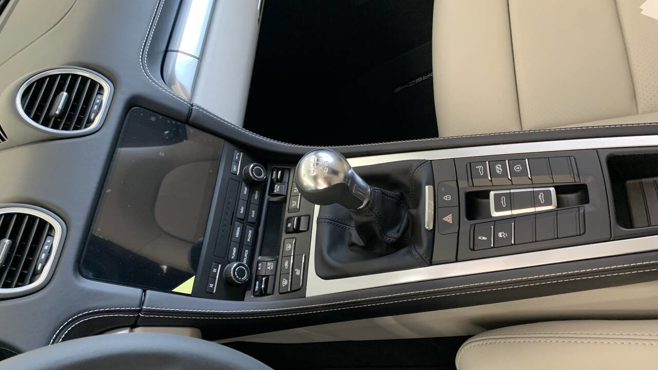 Used 2025 Porsche 718 Boxster GTS image 24