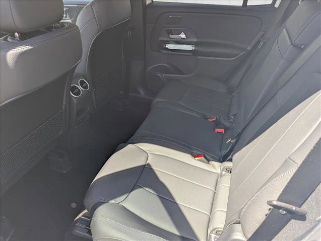 New 2026 Mercedes-Benz GLB 250 image 14