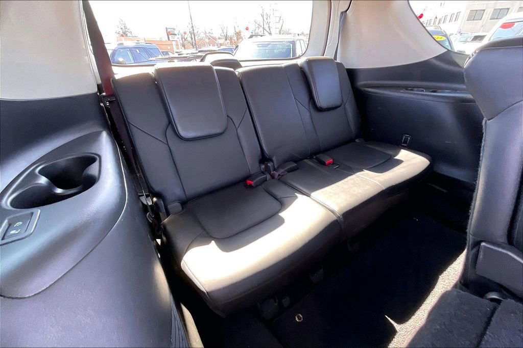 Used 2017 Nissan Armada Platinum AWD/4WD image 26