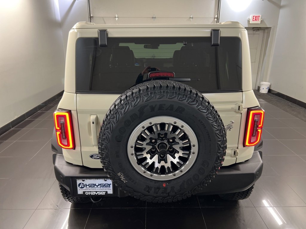 New 2026 Ford Bronco Outer Banks w/ Sasquatch Package image 5