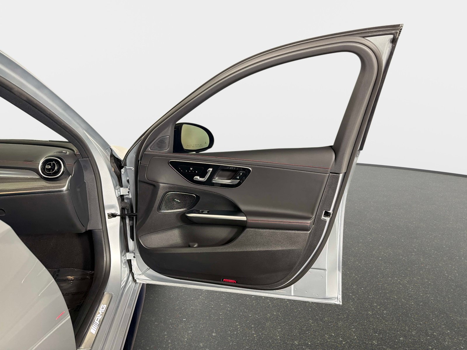 Used 2025 Mercedes-Benz C 43 AMG 4MATIC Sedan image 22