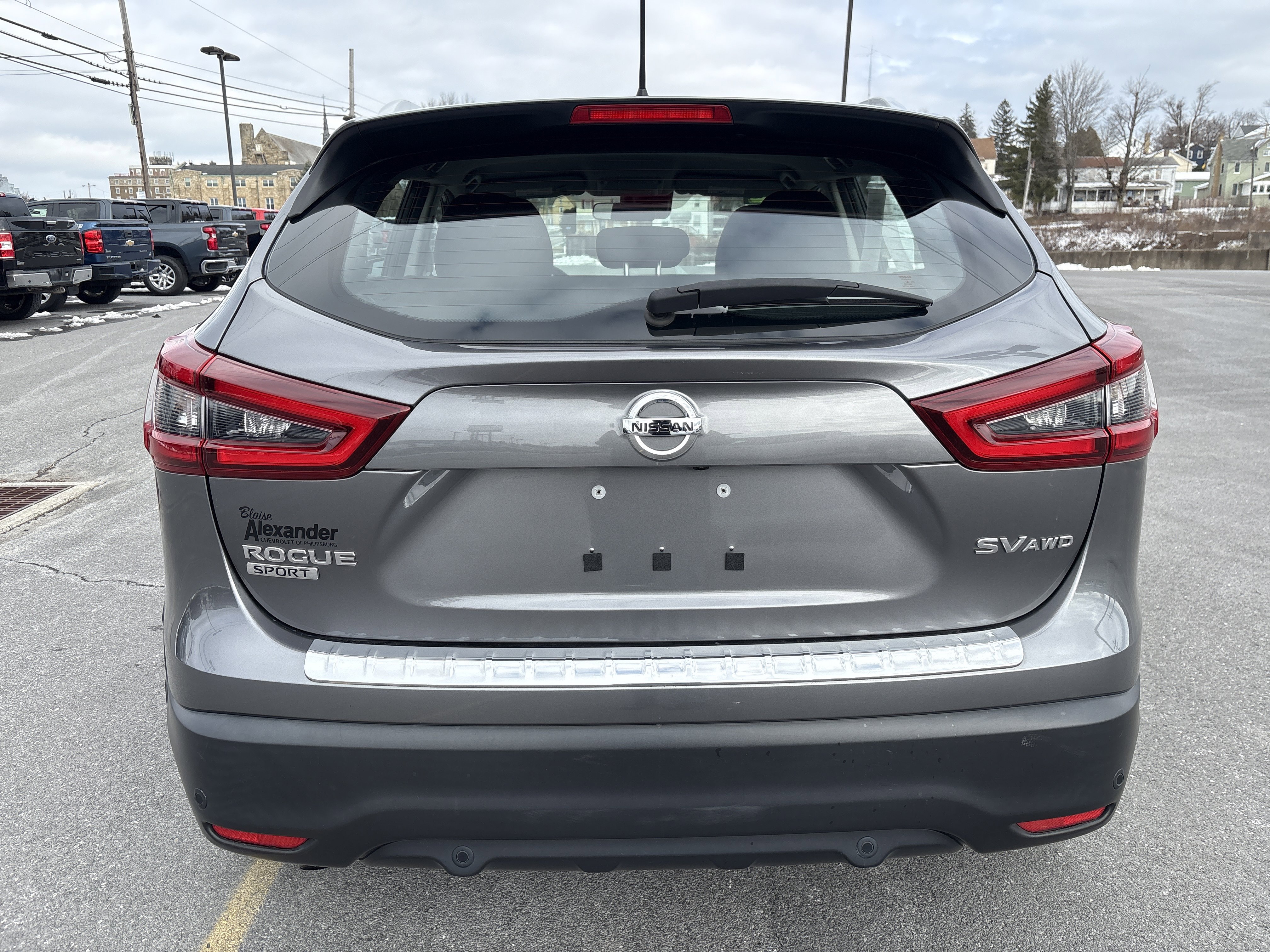 Used 2022 Nissan Rogue Sport SV image 4