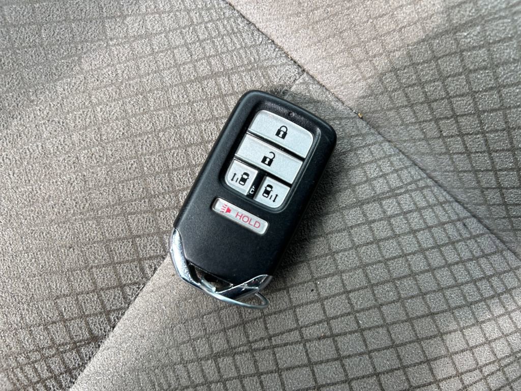 Used 2016 Honda Odyssey SE image 31
