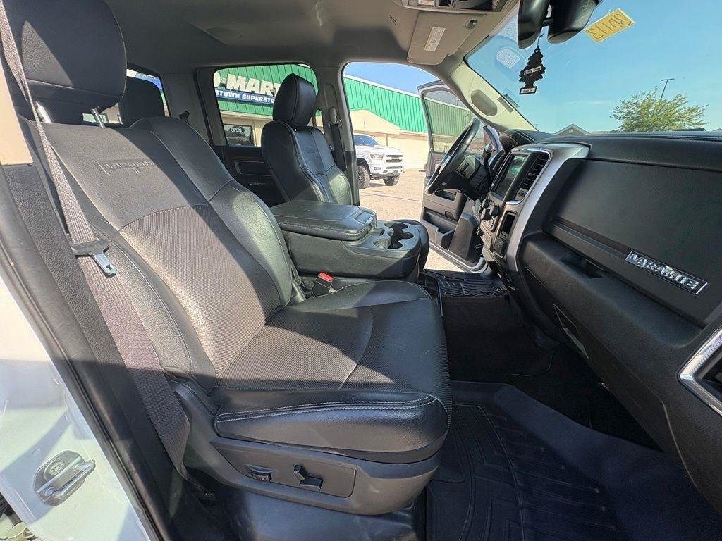Used 2017 RAM 2500 Laramie AWD/4WD image 10