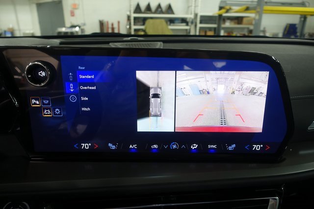 Used 2025 Chevrolet Traverse LT w/ Enhanced Driving Package image 15