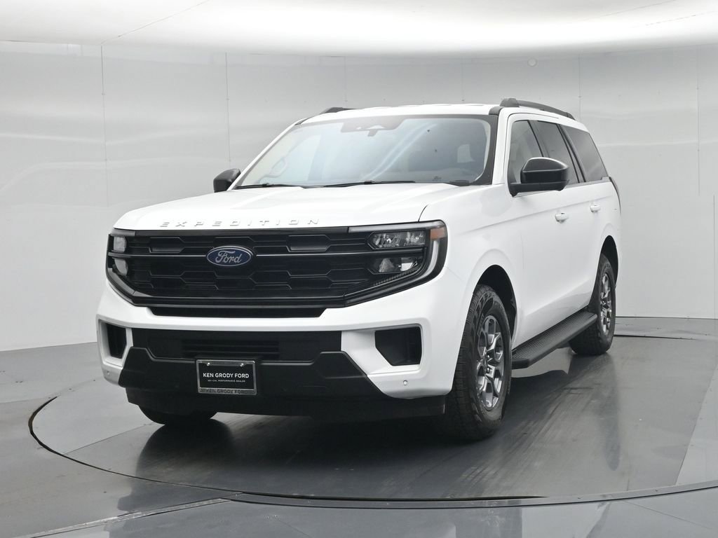 Used 2025 Ford Expedition Active AWD/4WD image 60