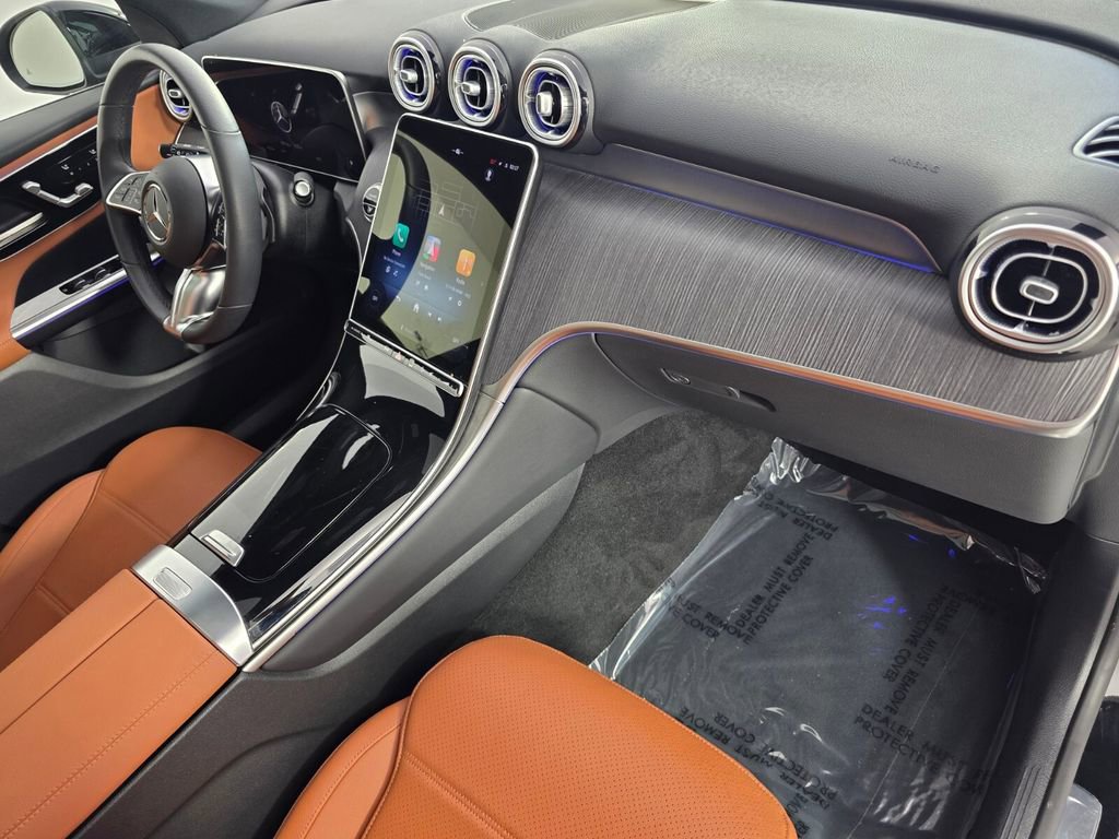 Certified 2025 Mercedes-Benz GLC 300 image 29