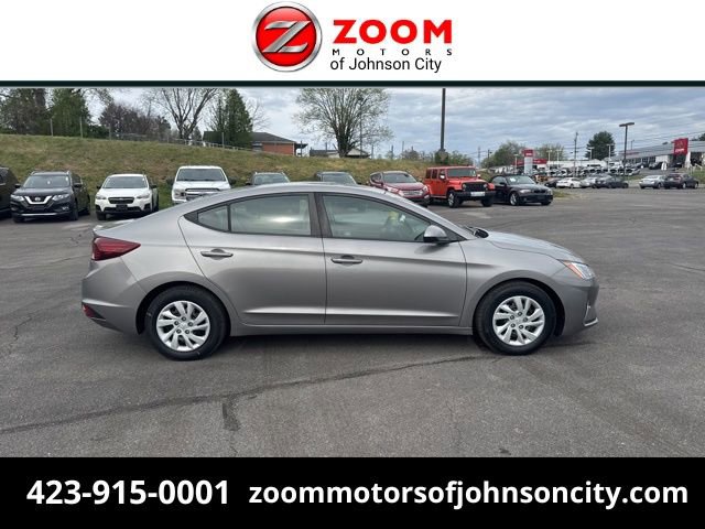 Used 2020 Hyundai Elantra SE FWD image 1