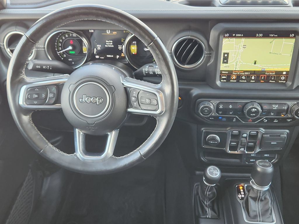 Used 2021 Jeep Wrangler Unlimited Sahara w/ Cold Weather Group AWD/4WD image 27