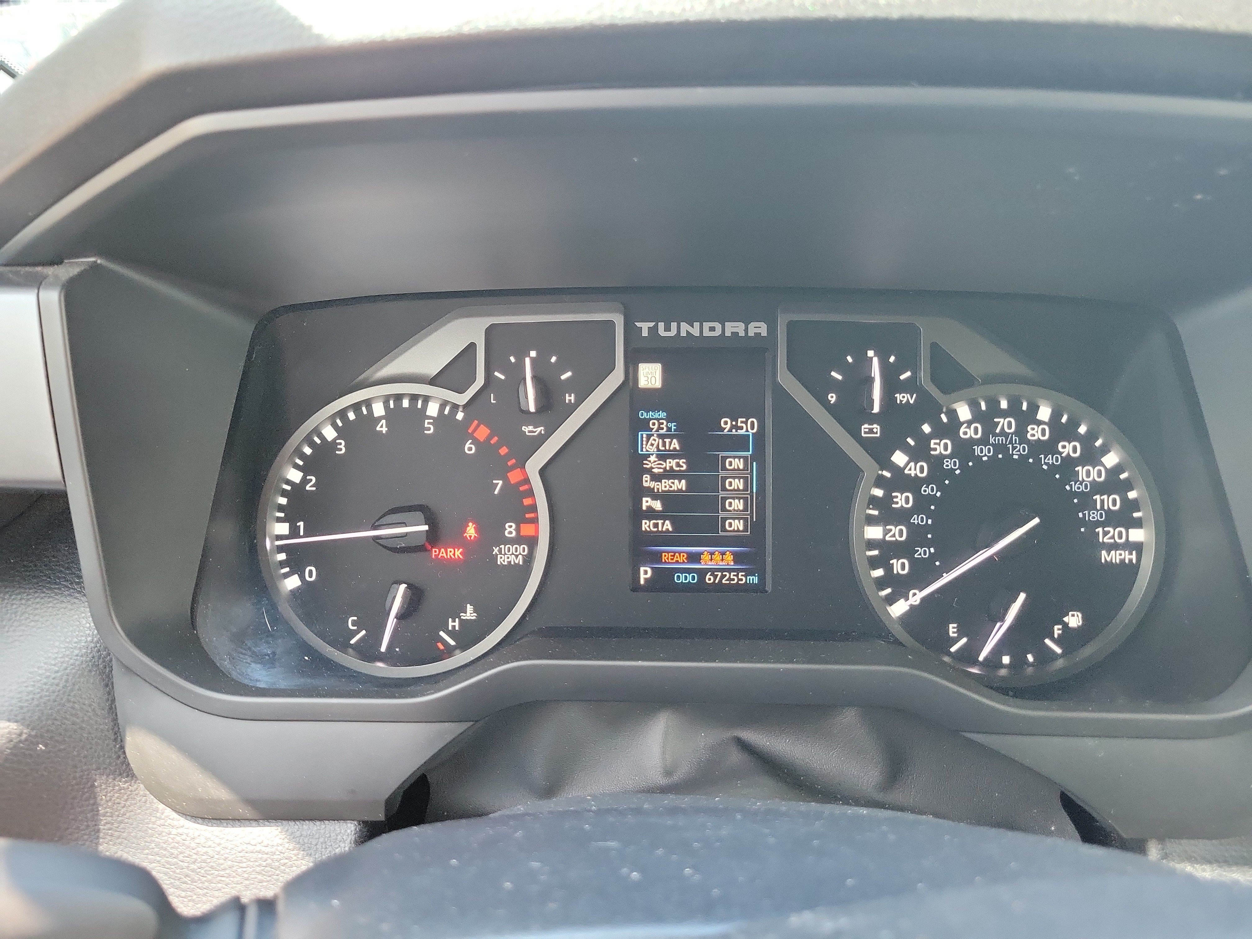 Used 2024 Toyota Tundra SR5 w/ SR5 Premium Package AWD/4WD image 29