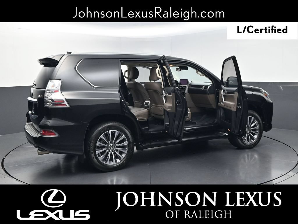 Certified 2022 Lexus GX 460 Luxury w/ Accessory Package AWD/4WD image 31
