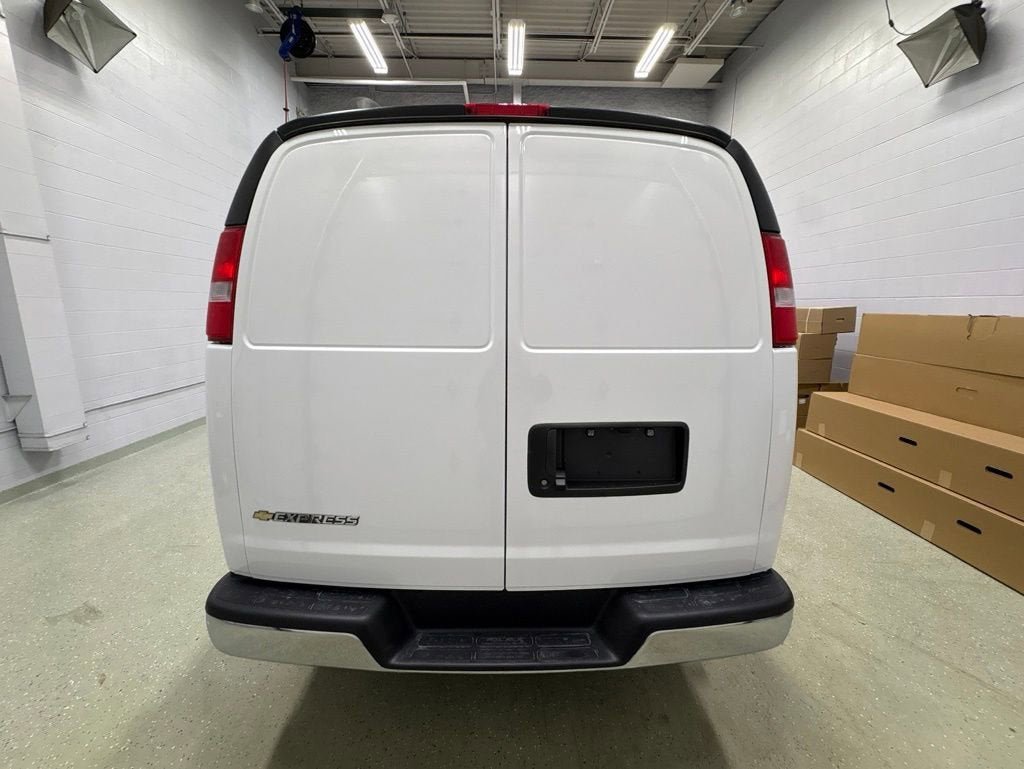 New 2026 Chevrolet Express 3500 Extended w/ Driver Convenience Package RWD image 6
