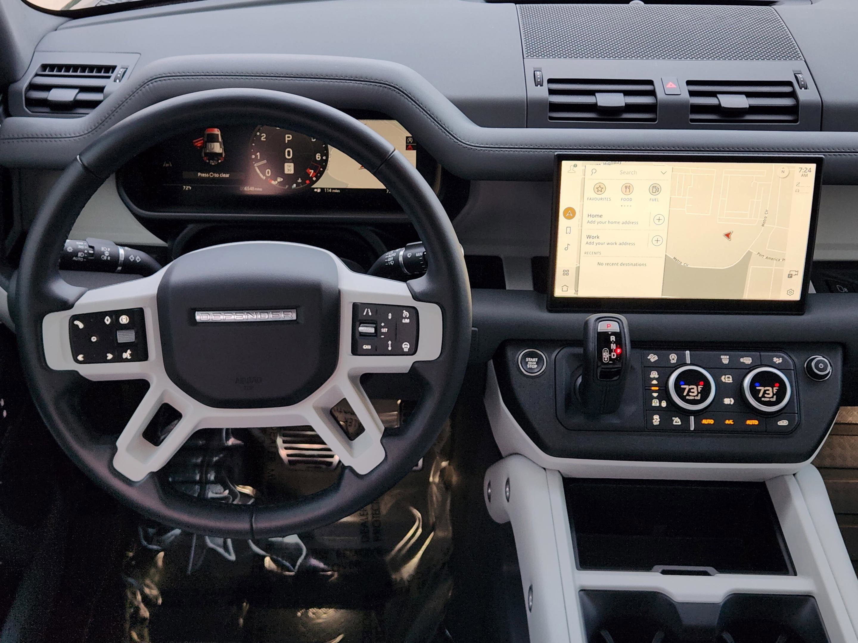 Certified 2025 Land Rover Defender 110 X-Dynamic SE AWD/4WD image 22