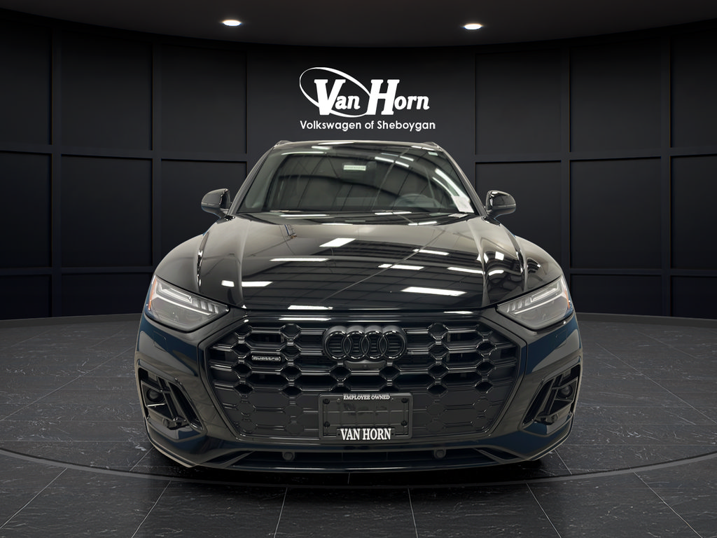 Used 2024 Audi Q5 e Prestige w/ Prestige Package AWD/4WD image 2