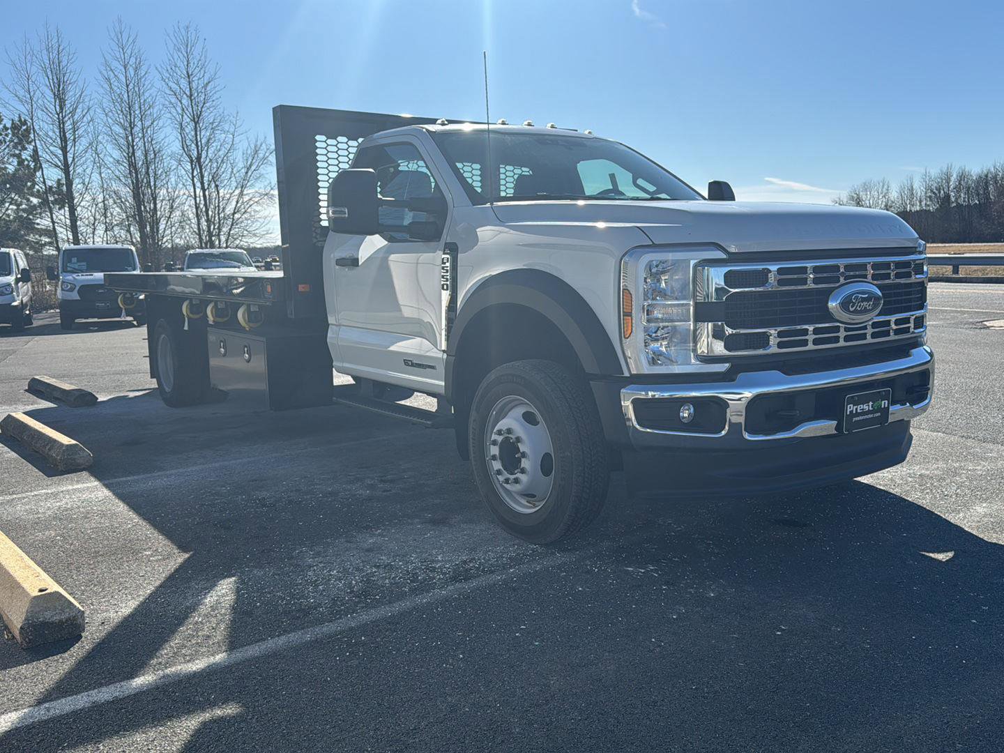 New 2025 Ford F550 2WD Regular Cab Super Duty image 4