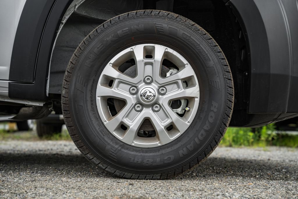 New 2025 RAM ProMaster 2500 w/ Quick Order Package 22G SLT image 14