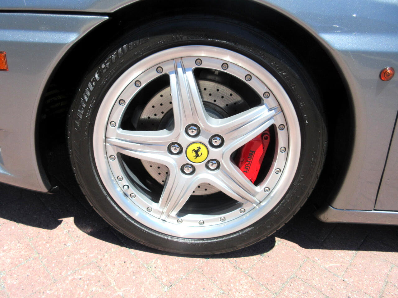 Used 2004 Ferrari 360 Spider image 17
