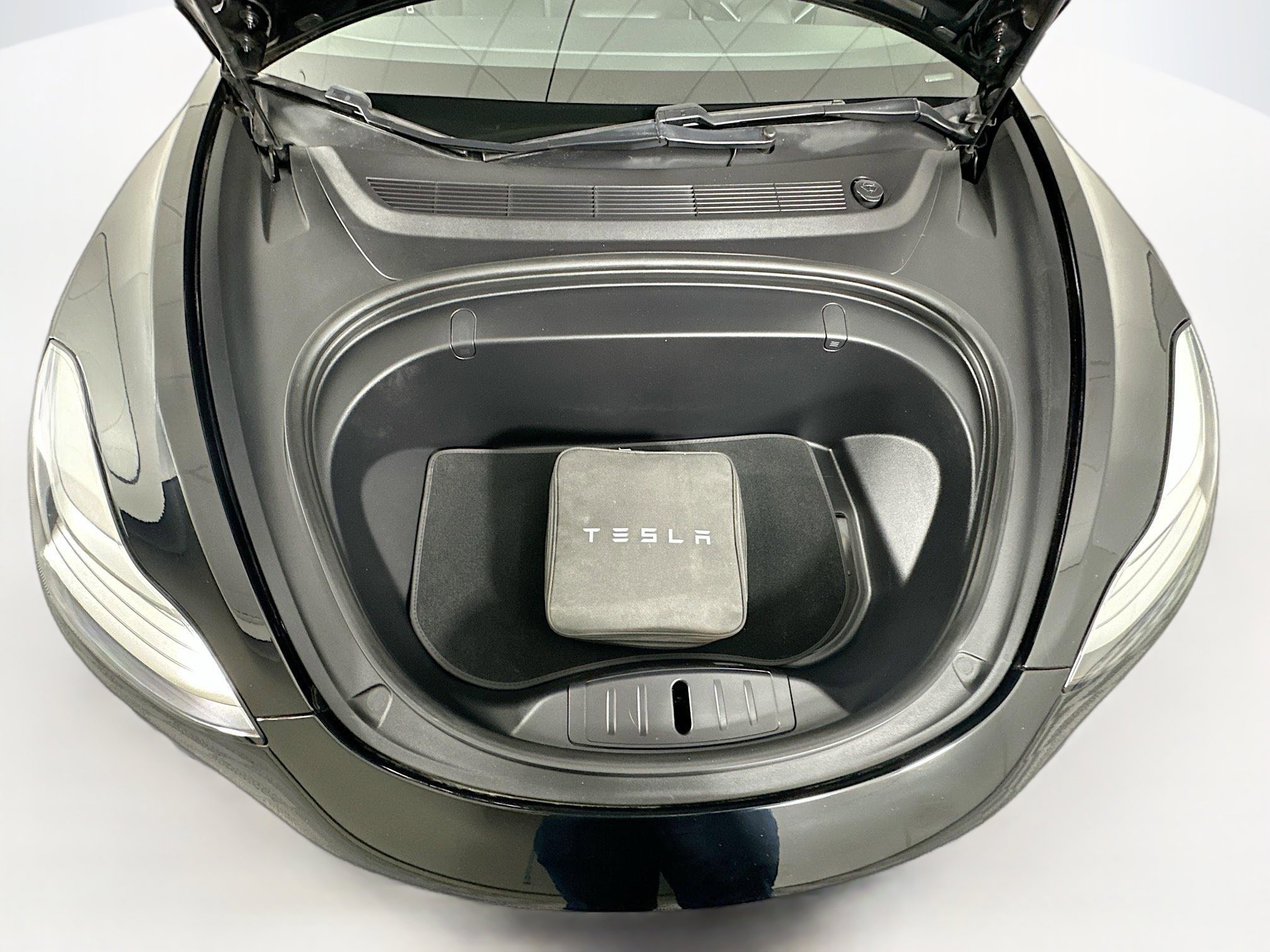 Used 2018 Tesla Model 3 Long Range image 31