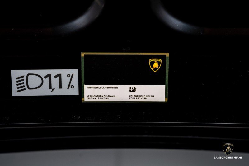 Used 2019 Lamborghini Huracan LP 580-2 image 6