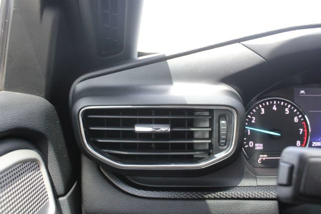 Used 2023 Ford Explorer ST-Line w/ Class IV Trailer Tow Package AWD/4WD image 9
