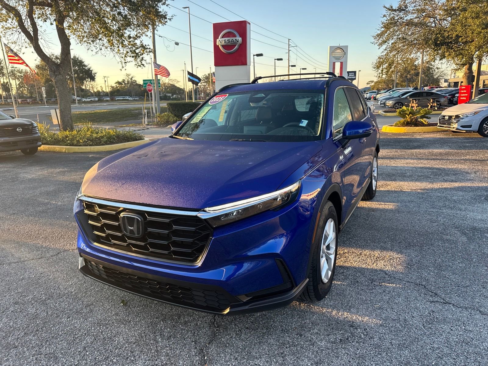 Used 2025 Honda CR-V LX image 3