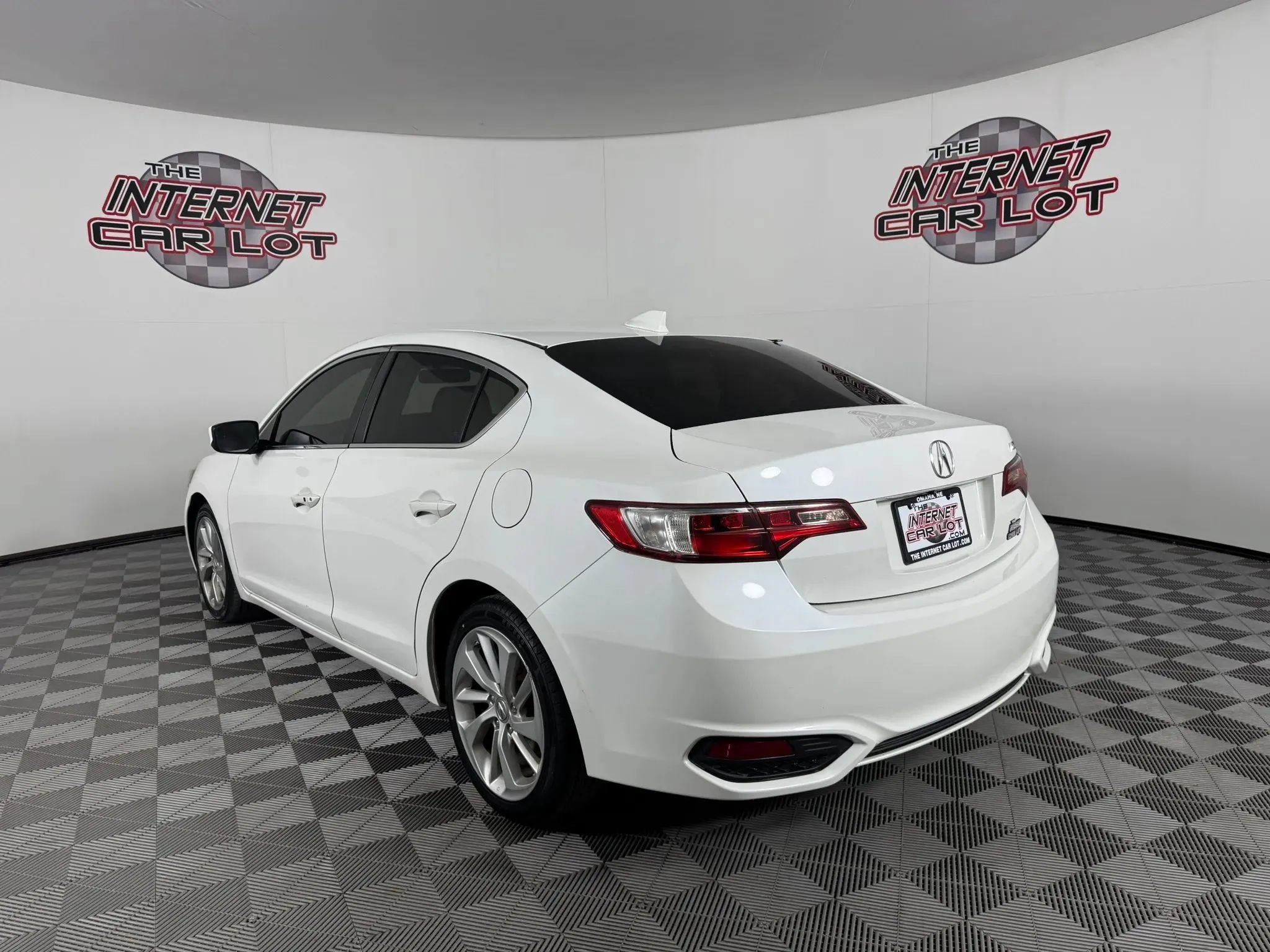 Used 2017 Acura ILX FWD image 5